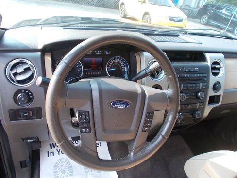 Used 2012 Ford F150 XLT w/ XLT Convenience Pkg RWD image 7