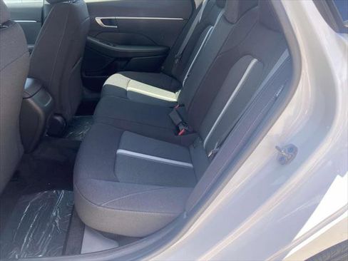 New 2025 Hyundai Sonata SE FWD image 9