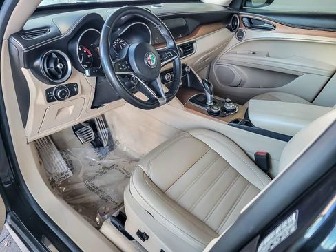 Used 2019 Alfa Romeo Stelvio Ti Lusso w/ Quick Order Package 22X Lusso image 9