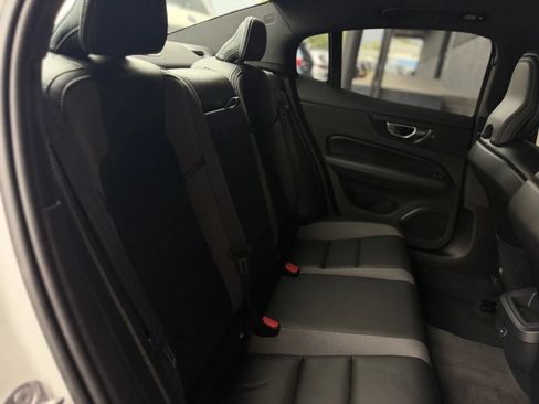 Used 2024 Volvo S60 B5 Plus w/ Climate Package AWD/4WD image 18