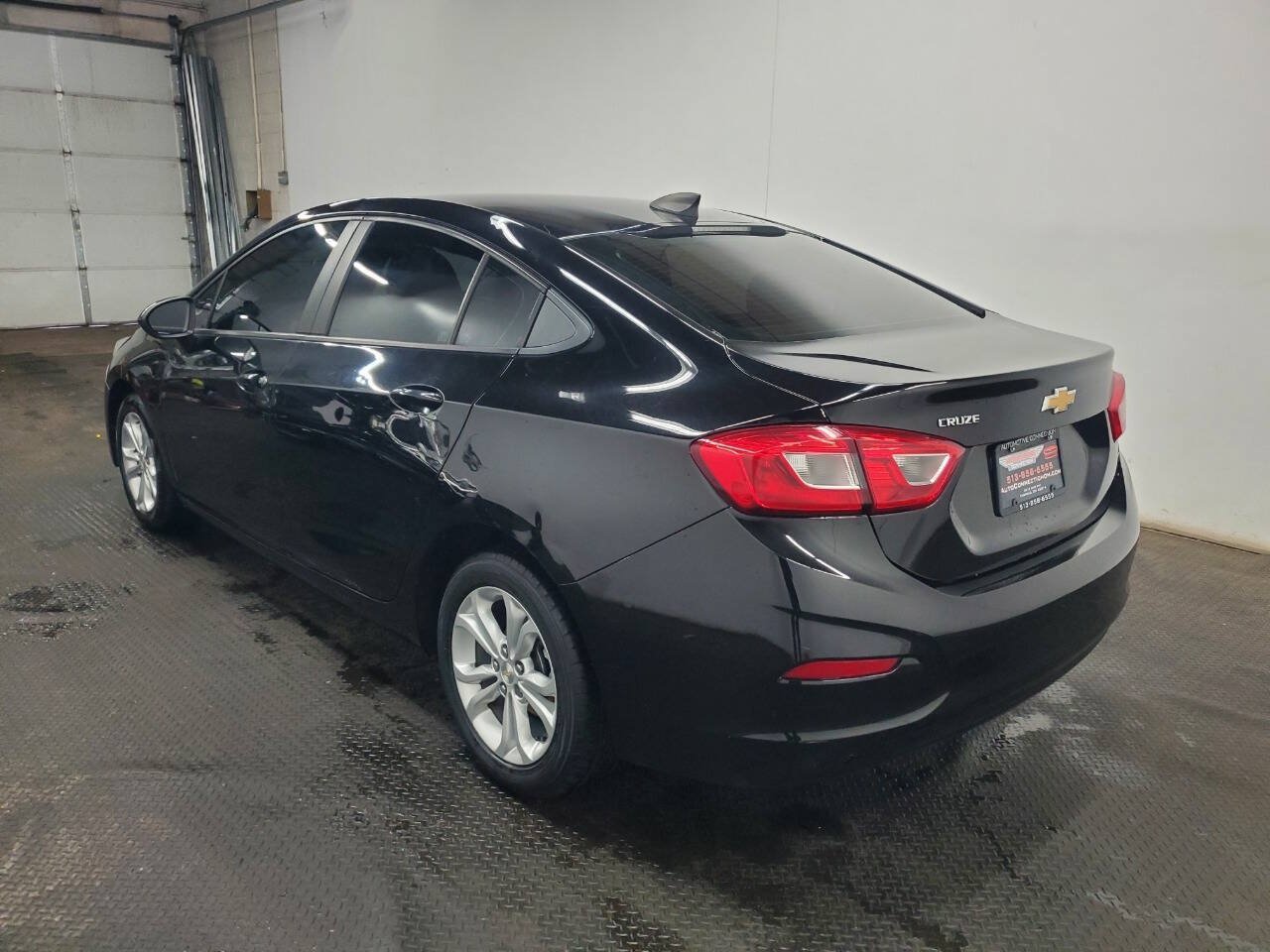 Used 2019 Chevrolet Cruze LS w/ LS Convenience Package FWD image 5