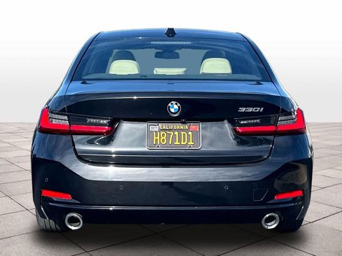 Used 2024 BMW 330i Sedan w/ Convenience Package RWD image 8
