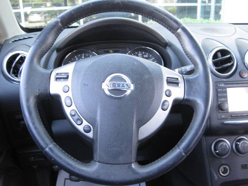 Used 2012 Nissan Rogue SL FWD image 22