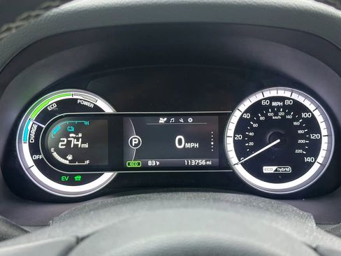 Used 2017 Kia Niro EX FWD image 6