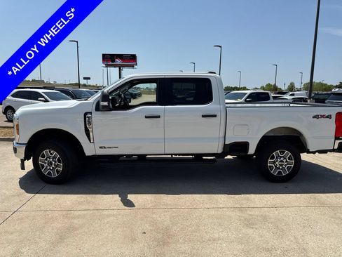 Used 2025 Ford F250 XLT AWD/4WD image 3