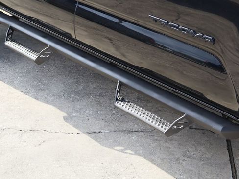 Used 2019 Toyota Tacoma SR5 image 7