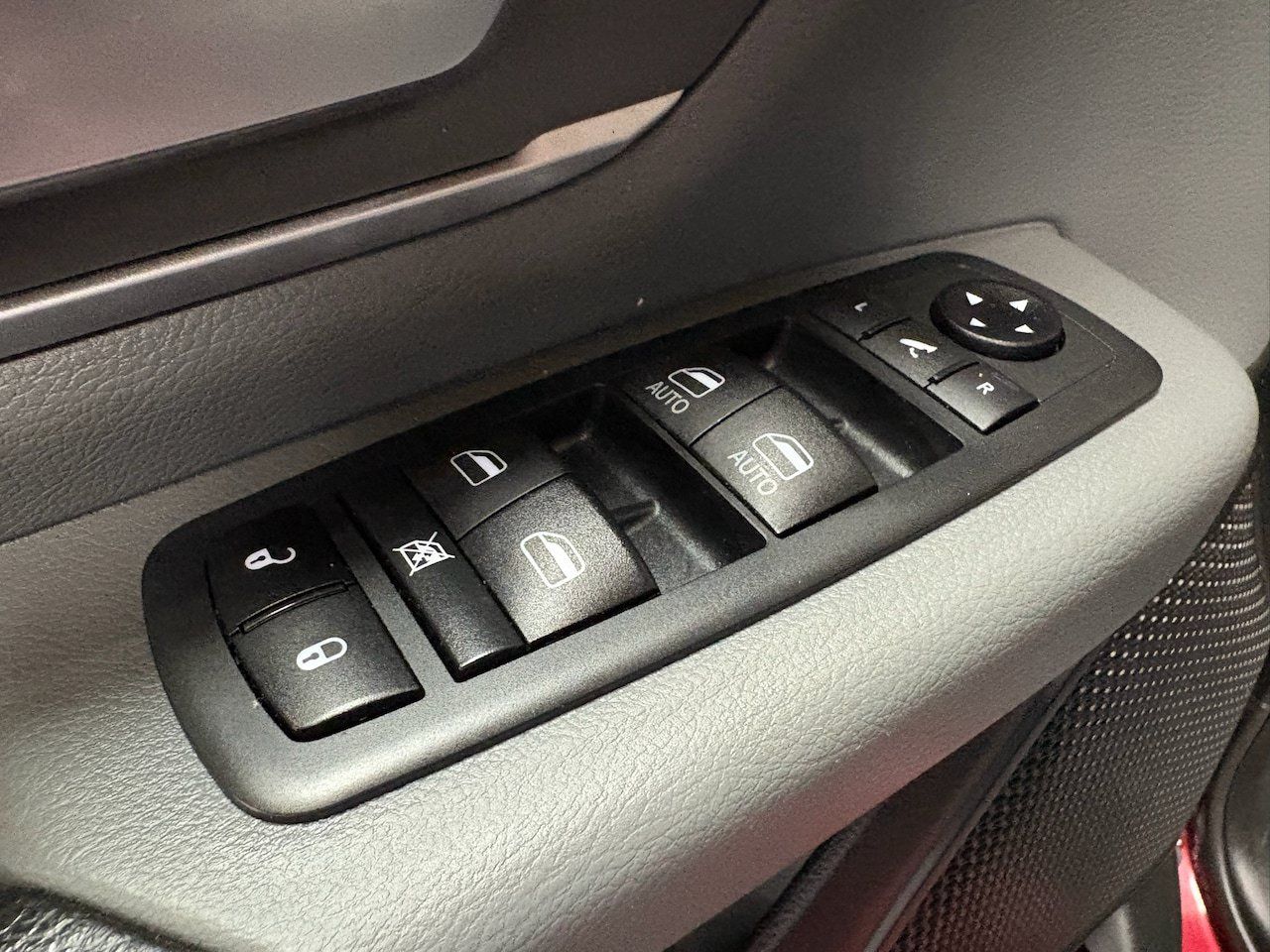 Used 2020 RAM 1500 Big Horn AWD/4WD image 13