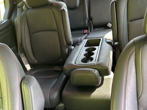 Used 2025 Honda Odyssey Sport-L image 23
