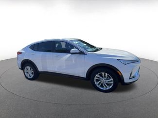 Used 2025 Buick Envista Preferred video 2