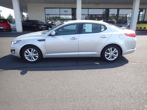 Used 2013 Kia Optima LX FWD image 2