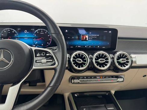 Certified 2020 Mercedes-Benz GLB 250 image 24
