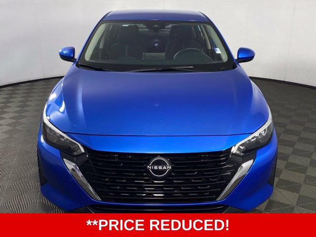Used 2025 Nissan Sentra SV FWD image 2