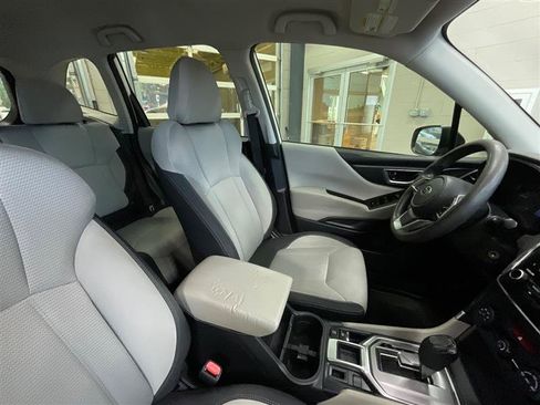 Used 2019 Subaru Forester AWD/4WD image 26