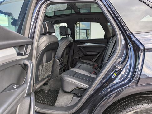 Used 2020 Audi Q5 2.0T Titanium Premium Plus w/ Premium Plus Package image 43