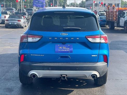 Certified 2020 Ford Escape Titanium AWD/4WD image 3