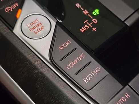 Used 2023 BMW 430i xDrive Convertible w/ M Sport Package image 32