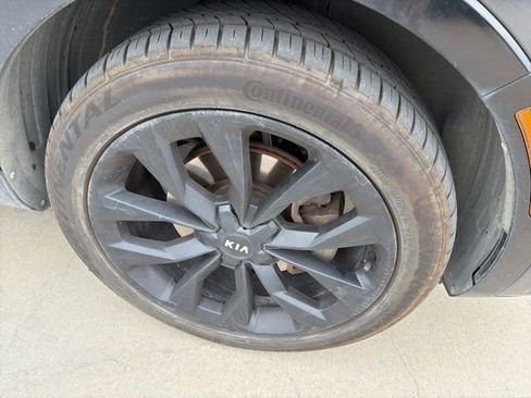 Used 2021 Kia Sorento SX image 4