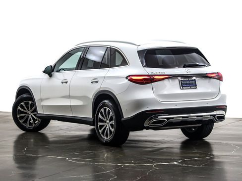 Certified 2025 Mercedes-Benz GLC 300 image 13