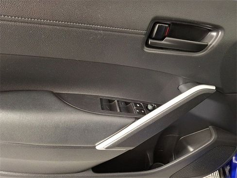 Used 2022 Toyota Corolla Cross LE image 14