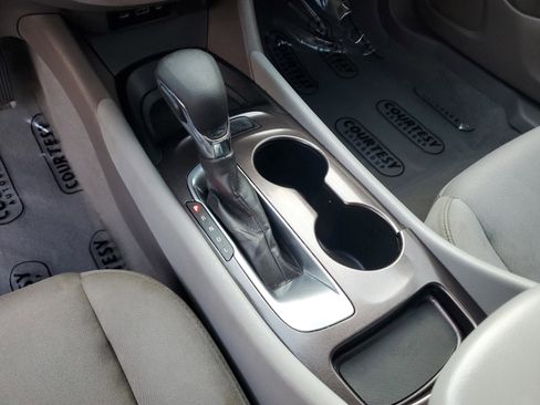 Used 2022 Chevrolet Malibu LS image 14