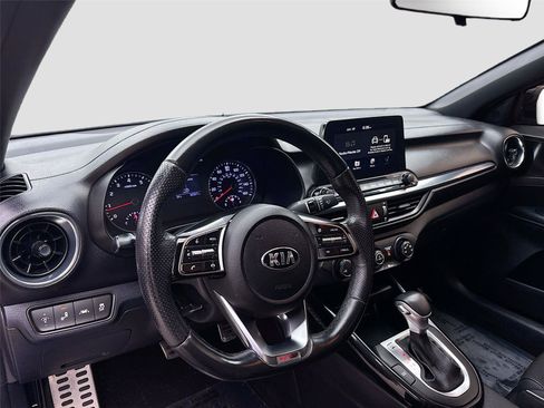 Used 2021 Kia Forte GT-Line FWD image 9
