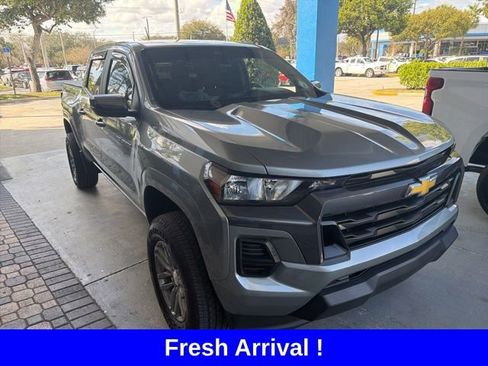 Used 2024 Chevrolet Colorado LT w/ Advanced Trailering Package image 2
