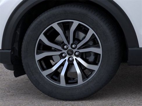 New 2026 Ford Explorer ST-Line w/ Premium Package image 19