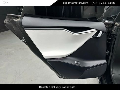 Used 2020 Tesla Model S Performance image 26