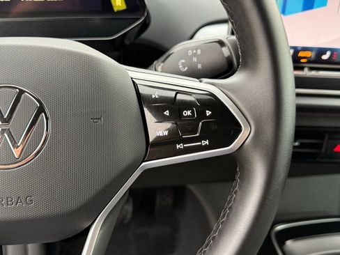 New 2026 Volkswagen ID.4 Pro AWD/4WD image 16
