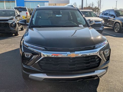 New 2026 Chevrolet TrailBlazer LT w/ LT Cold Weather Package image 2