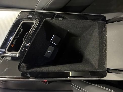 Certified 2024 Cadillac Lyriq Tech RWD image 26