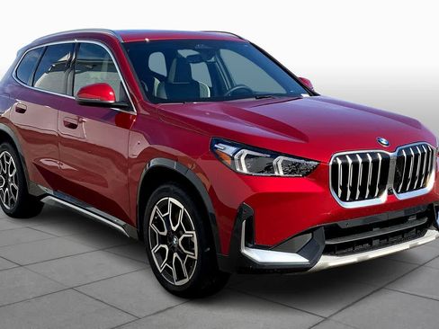 New 2026 BMW X1 xDrive28i w/ Technology Package AWD/4WD image 2