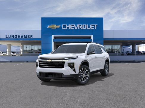 New 2026 Chevrolet Traverse LT w/ Sun and Wheel Package AWD/4WD image 34