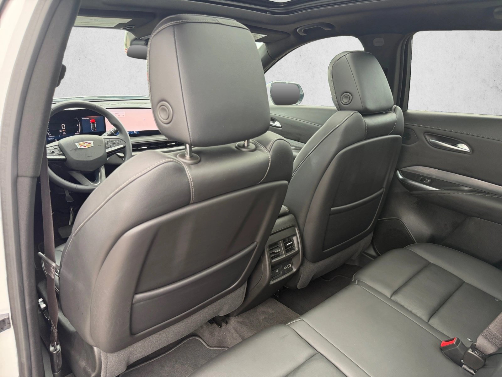 Used 2024 Cadillac XT4 Premium Luxury FWD image 19