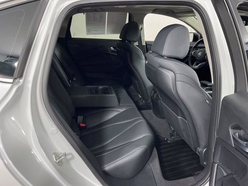 Used 2023 Acura TLX w/ Technology Package image 8