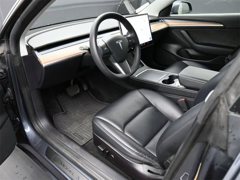 Used 2022 Tesla Model 3 Long Range image 2