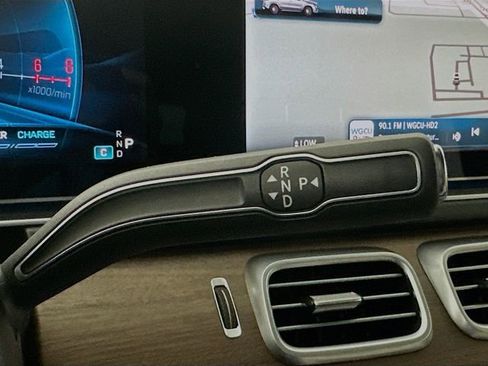 New 2026 Mercedes-Benz GLE 53 AMG 4MATIC image 17