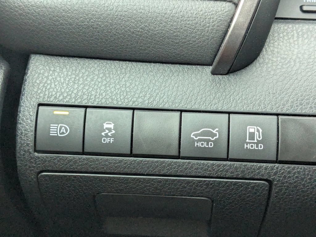 Used 2024 Toyota Camry XSE FWD image 33