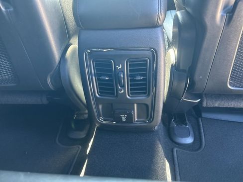 Certified 2021 Jeep Grand Cherokee Laredo X image 27