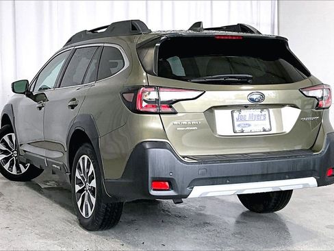 Used 2023 Subaru Outback Limited image 10