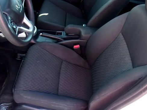 Used 2019 Honda Fit EX image 10