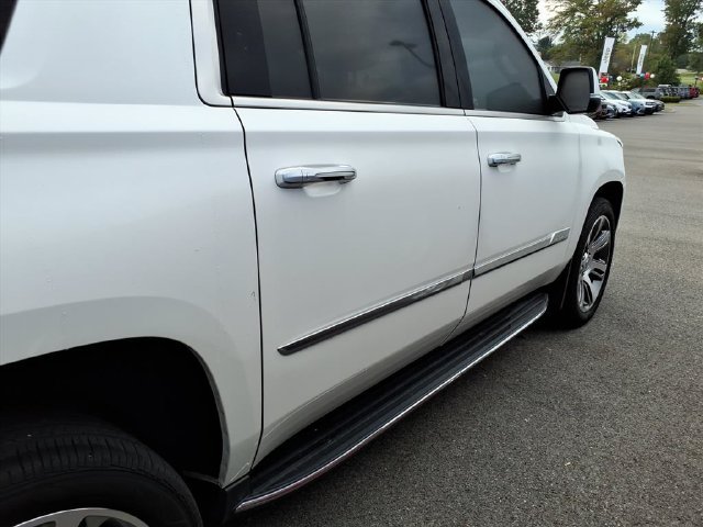 Used 2020 Cadillac Escalade ESV Premium Luxury AWD/4WD image 9