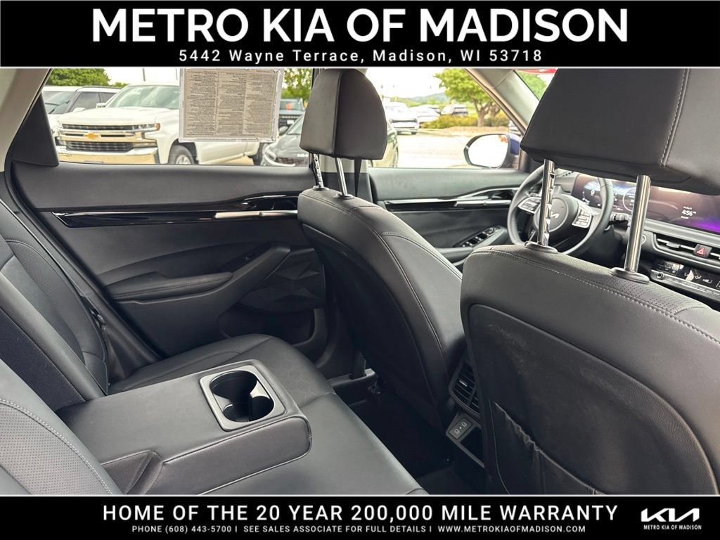 Used 2024 Kia Seltos SX w/ SX Sunroof Package AWD/4WD image 40