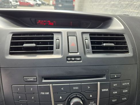 Used 2012 MAZDA MAZDA5 Sport FWD image 24