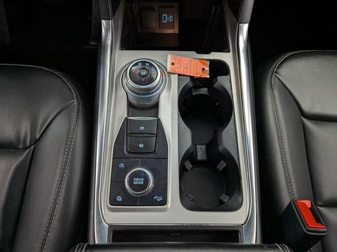 Certified 2021 Ford Explorer XLT w/ Equipment Group 202A AWD/4WD image 31