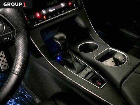 Used 2020 Toyota Avalon XSE w/ Carpet Mat Package image 17