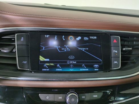 Used 2018 Buick Enclave Avenir w/ Avenir Technology Package image 22