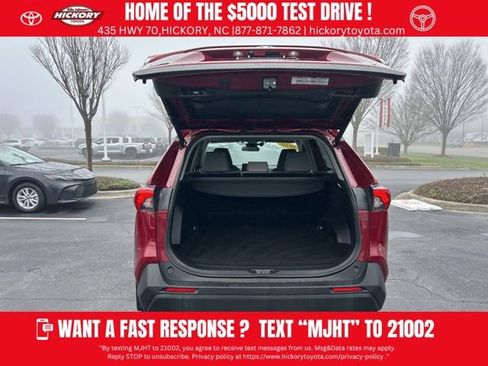 Used 2020 Toyota RAV4 XLE Premium image 7
