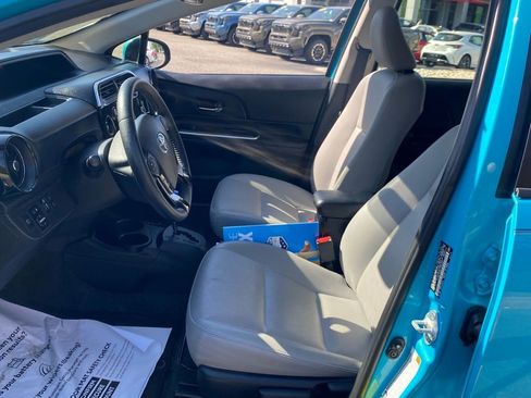 Used 2018 Toyota Prius C Four FWD image 6