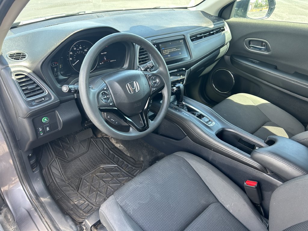 Used 2021 Honda HR-V EX image 24